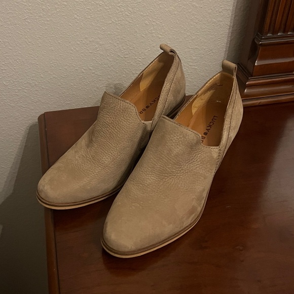 Lucky Brand Women’s Vennia Bootie-Taupe size:7 - Picture 9 of 11